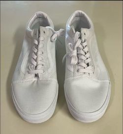 Vans Old Skool white sneakers, unisex  M 11.5 & W 13