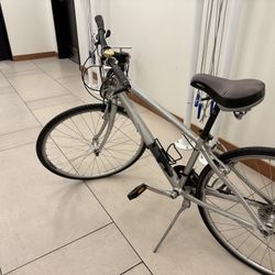 CANNONDALE QUICK 5 BIKE  - MUST SELL BY 4/25