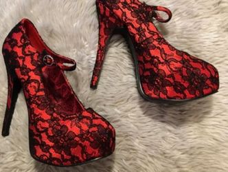 Beautiful Red lace Mary jaane BORDELLO in perfect condition women 8