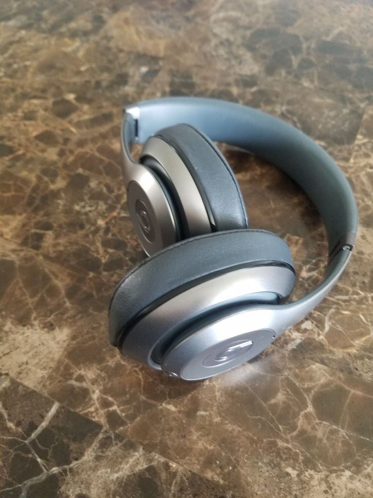 Beats Studio Wireless Headphones