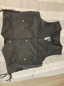 Brand New Leather Vest From Harley ordered it online then it was the wrong size never worn . It’s a two XL.