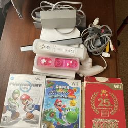 Nintendo Wii Bundle 