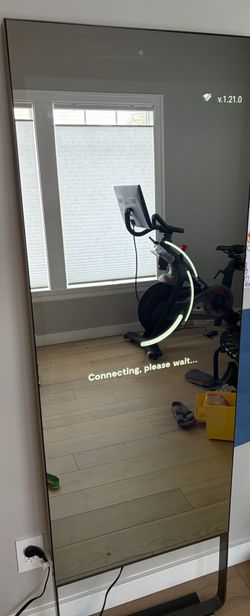 Lululemon Studio Mirror Peloton Home Fitness Workout