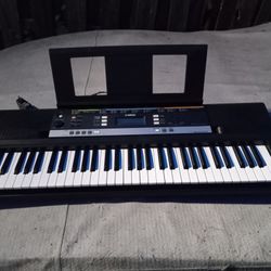 Yamaha Keyboard 