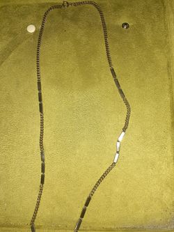 Gold chained necklace