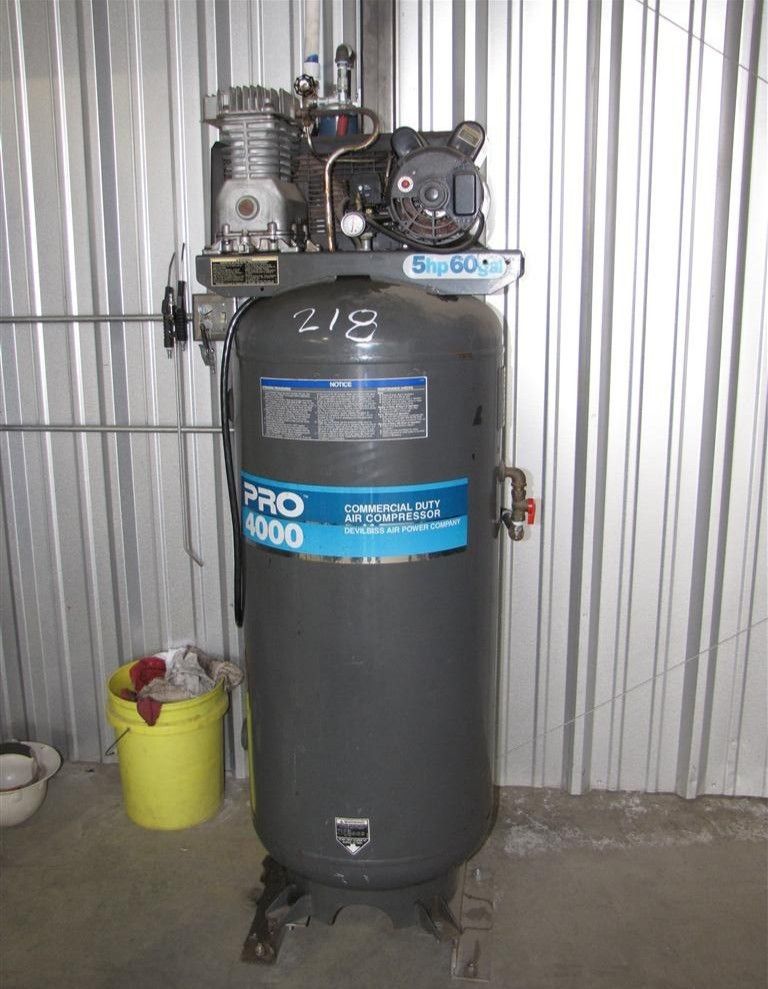DEVILBISS PRO4000 5HP 60GAL Air Compressor for Sale in Phoenix, AZ