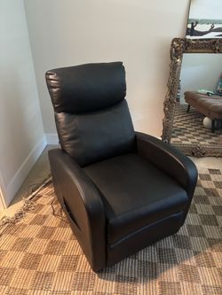 Black recliner massage chair