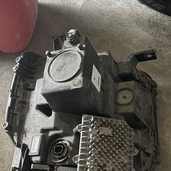 GMC Driver Headlight 2016/2018