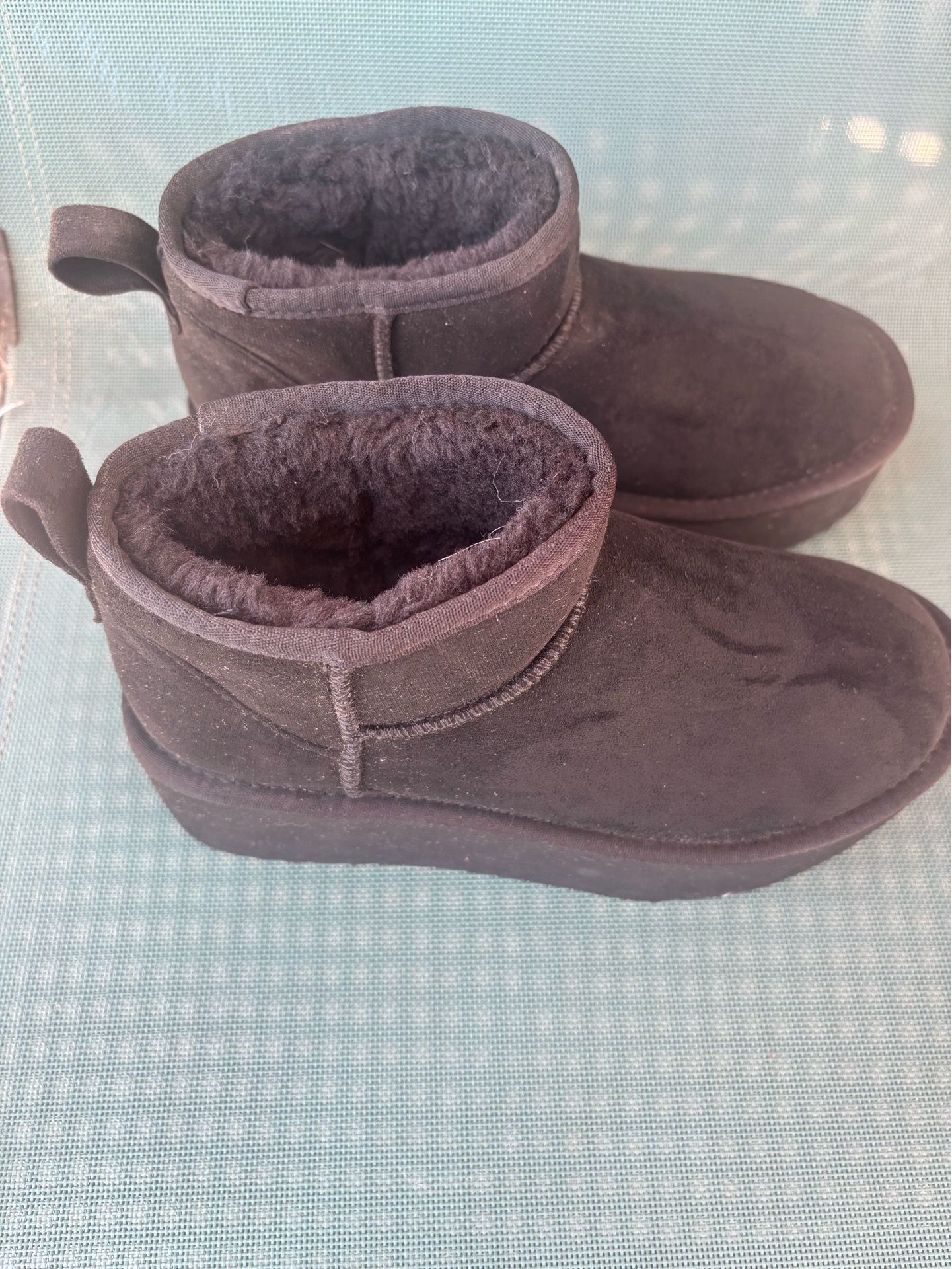 Soda Sz 6 Women’s Benji-M Platform Faux Fur Boot