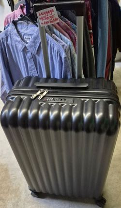 SuitCase Lg Never Used NEW!
