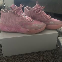 Basketball Shoes