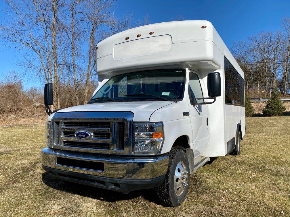 2014 Ford E-450 Shuttle Bus Rv