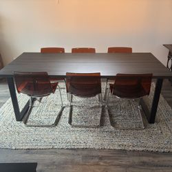 Dining Table & Chairs