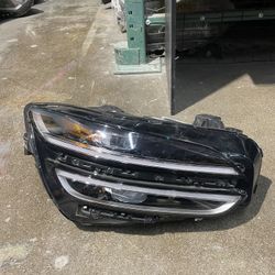 2022-2024 Genesis G70 Right Headlight