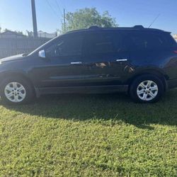 2011 Chevy Traverse LS All wheel drive