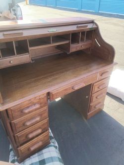 Roll top desk