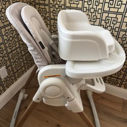 Maxi-Cosi 6-in-1 High Chair – Like New, Multi-Stage (Save $155!)