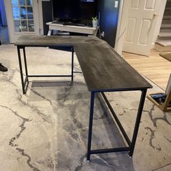 Computer Office Desk 47”x47” 29”H 