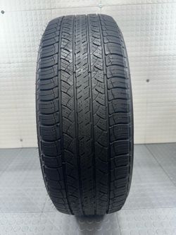 One used tire 235/65/18 Michelin 106T #1144