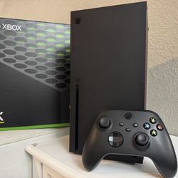 Xbox Series X w/ Games