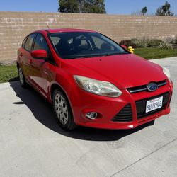 2012 Ford Focus SE Hatchback