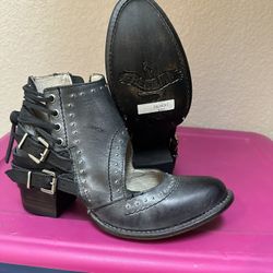 Freebird Booties Size 8 Never Worn