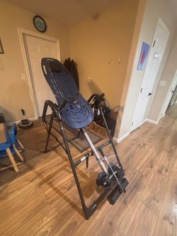 Teeter FitSpine Inversion table