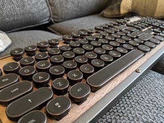 Retro Classic Keyboard