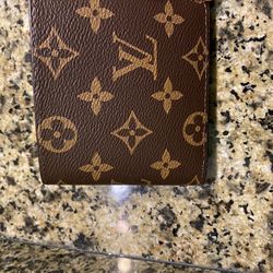 Louis Vuitton Wallet (READ DESCRIPTION)