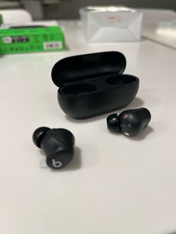 Beats Solo Buds