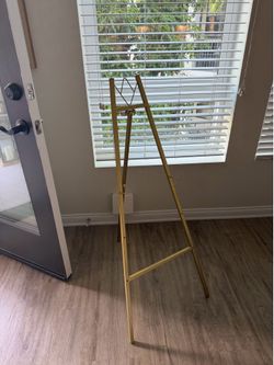2 Gold Easels - like new!