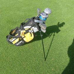 Youths Left Hand Golf Clubs $34