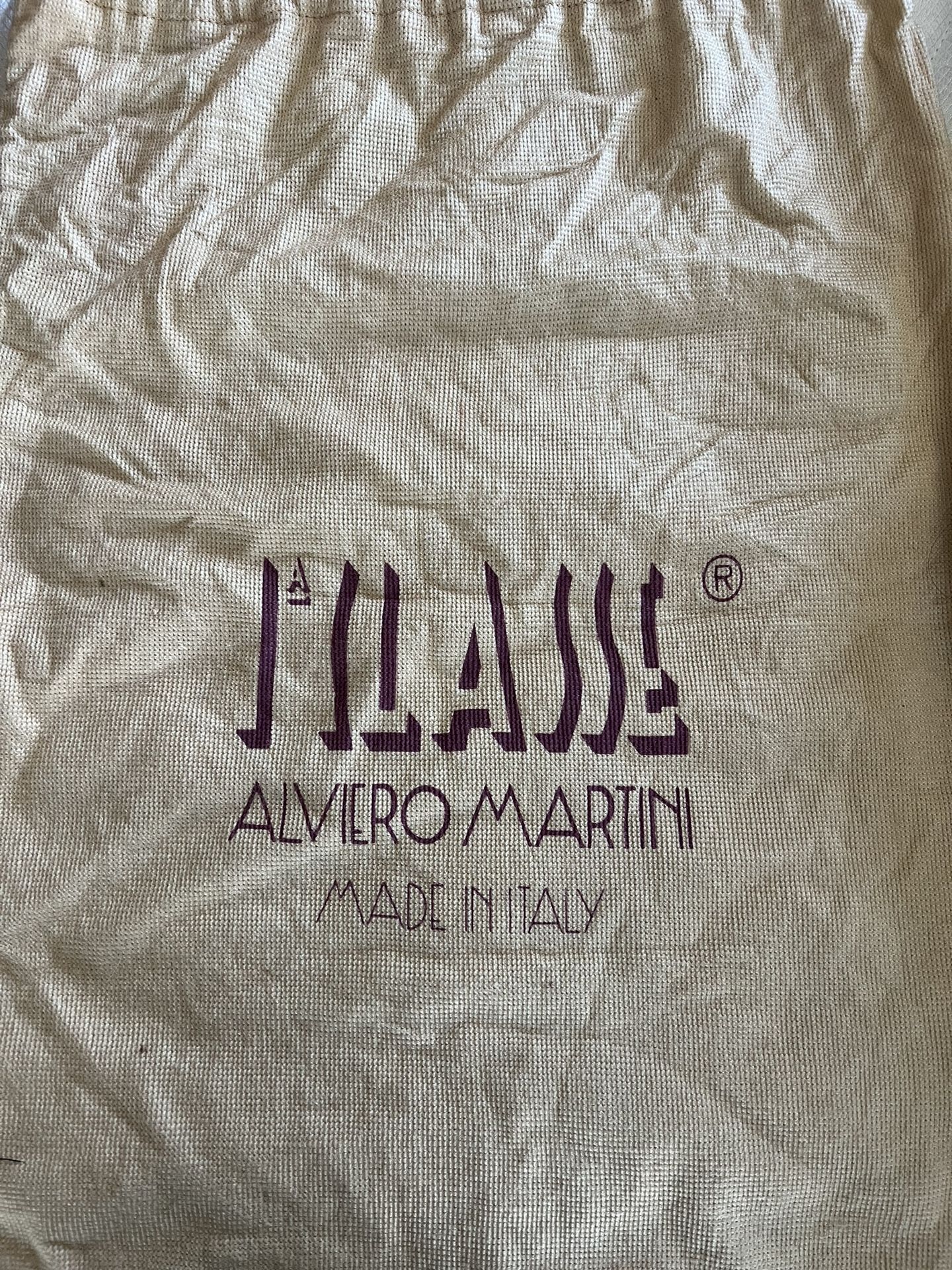 REAL LEATHER **from ARUBA 1990