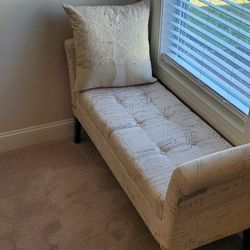 Elegant Chaise Bench 