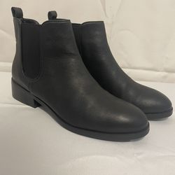 Cole Haan Black Leather Ankle Booties Low Block Heel Size 9