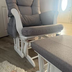 Rocking Chair And Foot Rest 