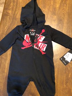 Nike set size 3 months new