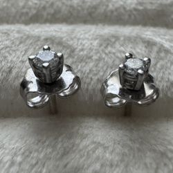 14K White Gold ~1/8CTW Diamond 4-Prong Stud Earrings 