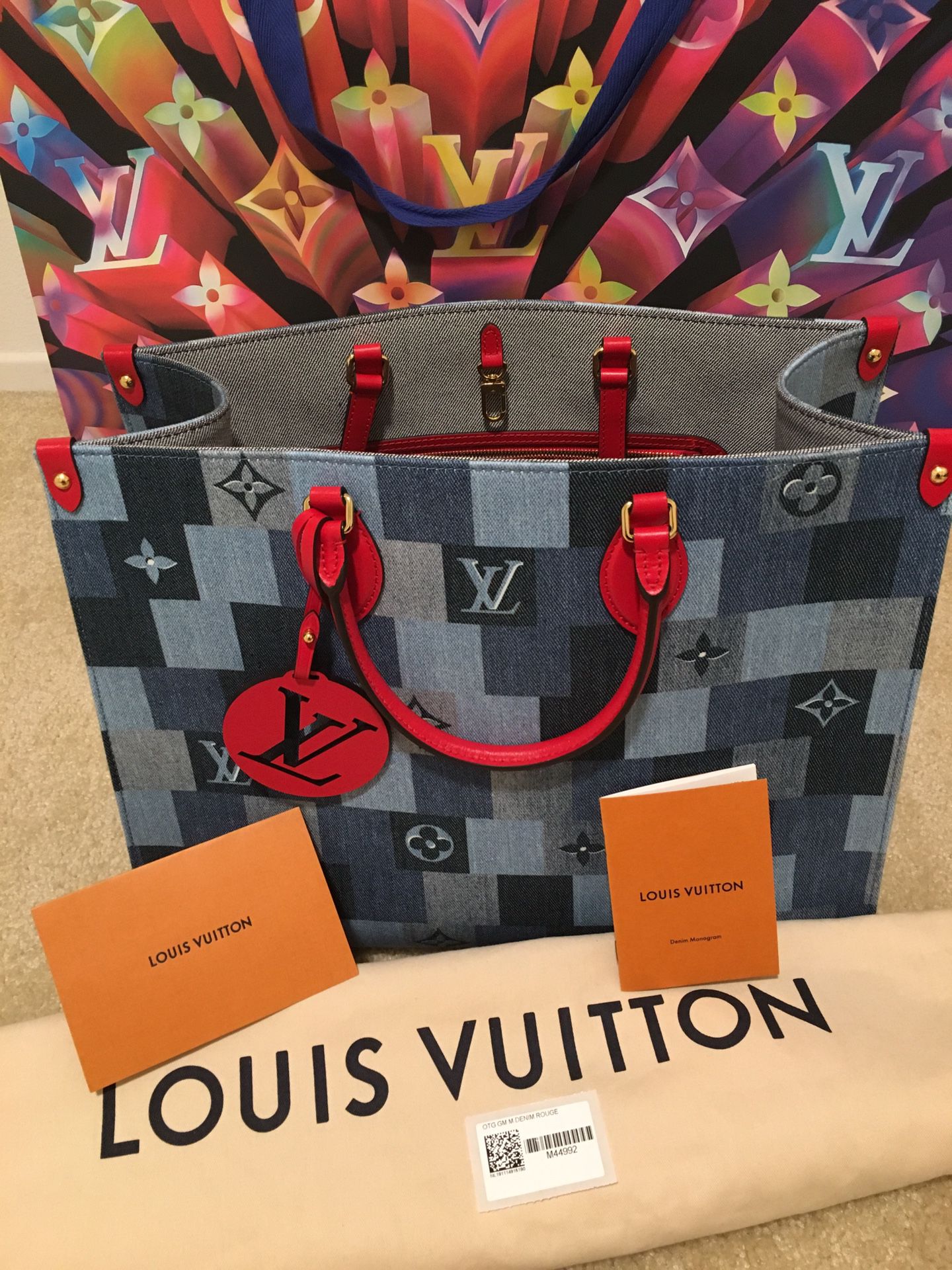 Limited Edition Guarantee Authentic Louis Vuitton ONTHEGO Tote/Bag