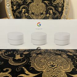 Google Mesh WiFi/Router System New Set Of 3 Like New $140