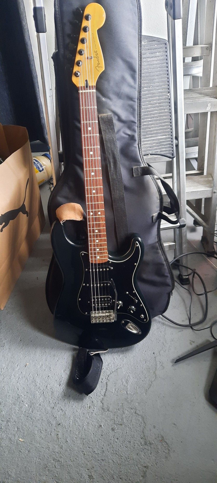 Electric Guitar