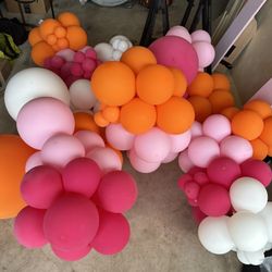 FREE balloon garland