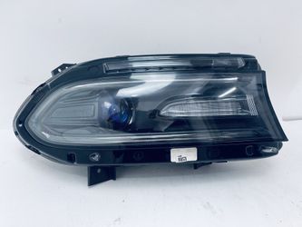 2015-2020 DODGE CHARGER RIGHT PASSENGER SIDE HEADLIGHT HALOGEN OEM