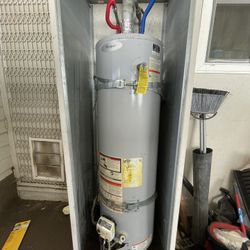 Water Heaters 30-40-50 Gallons 