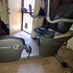 🔥 Recumbent Exercise Bike — $299 OBO — Priced to Sell! 🔥