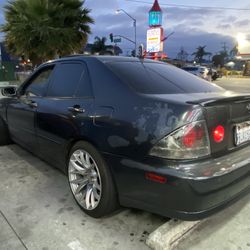 2003 Lexus IS 300
