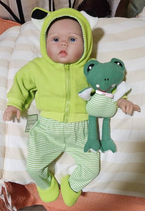 Super Cute Big Baby Doll Reborn Doll