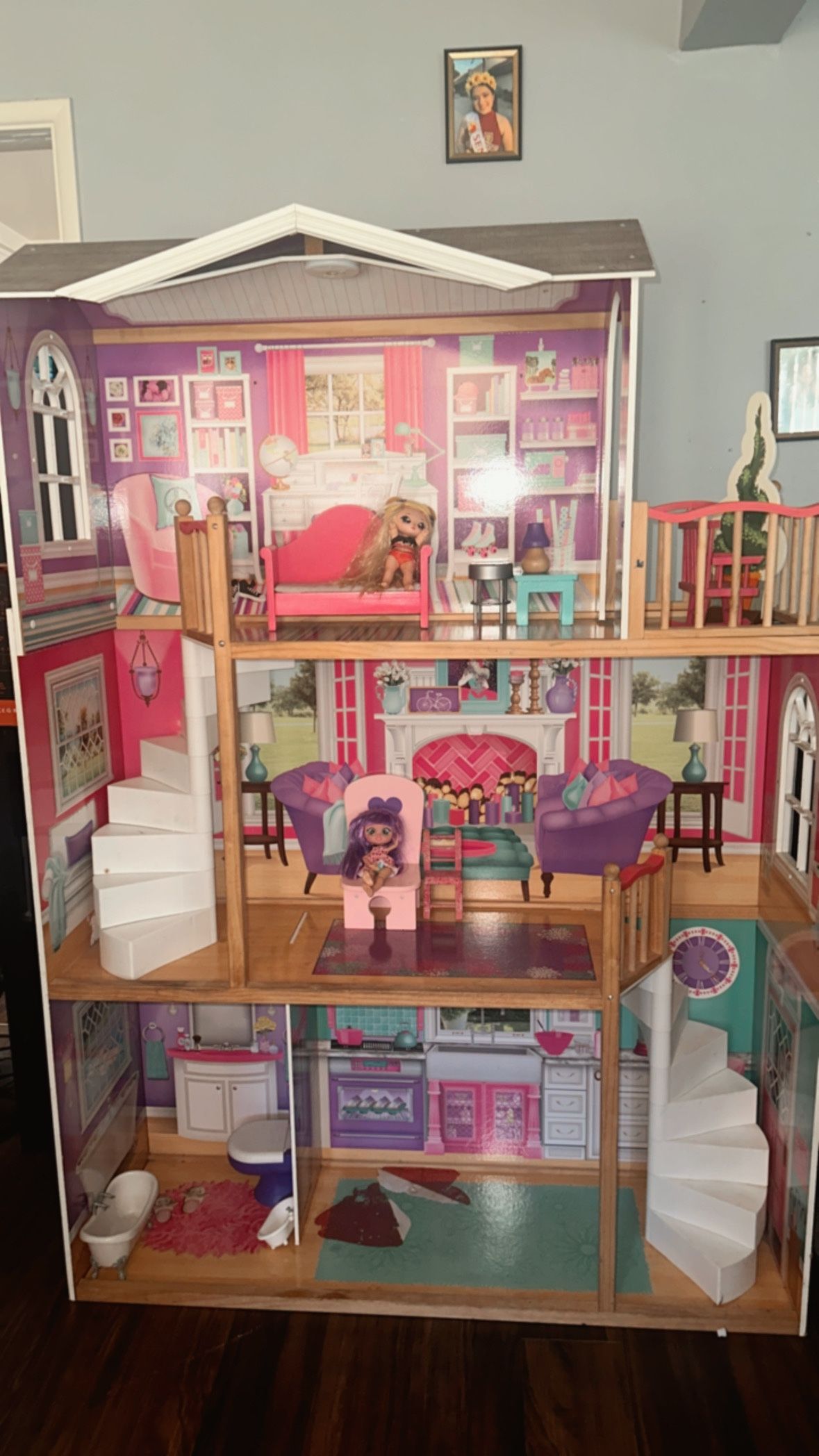 Large 3 Floors Doll House 