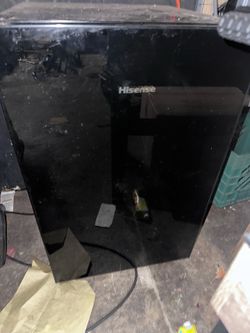 Mini fridge