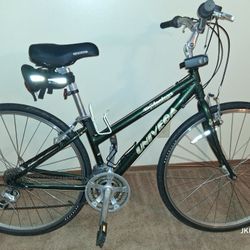 700c Unisex Via Montega Univega Bicycle 